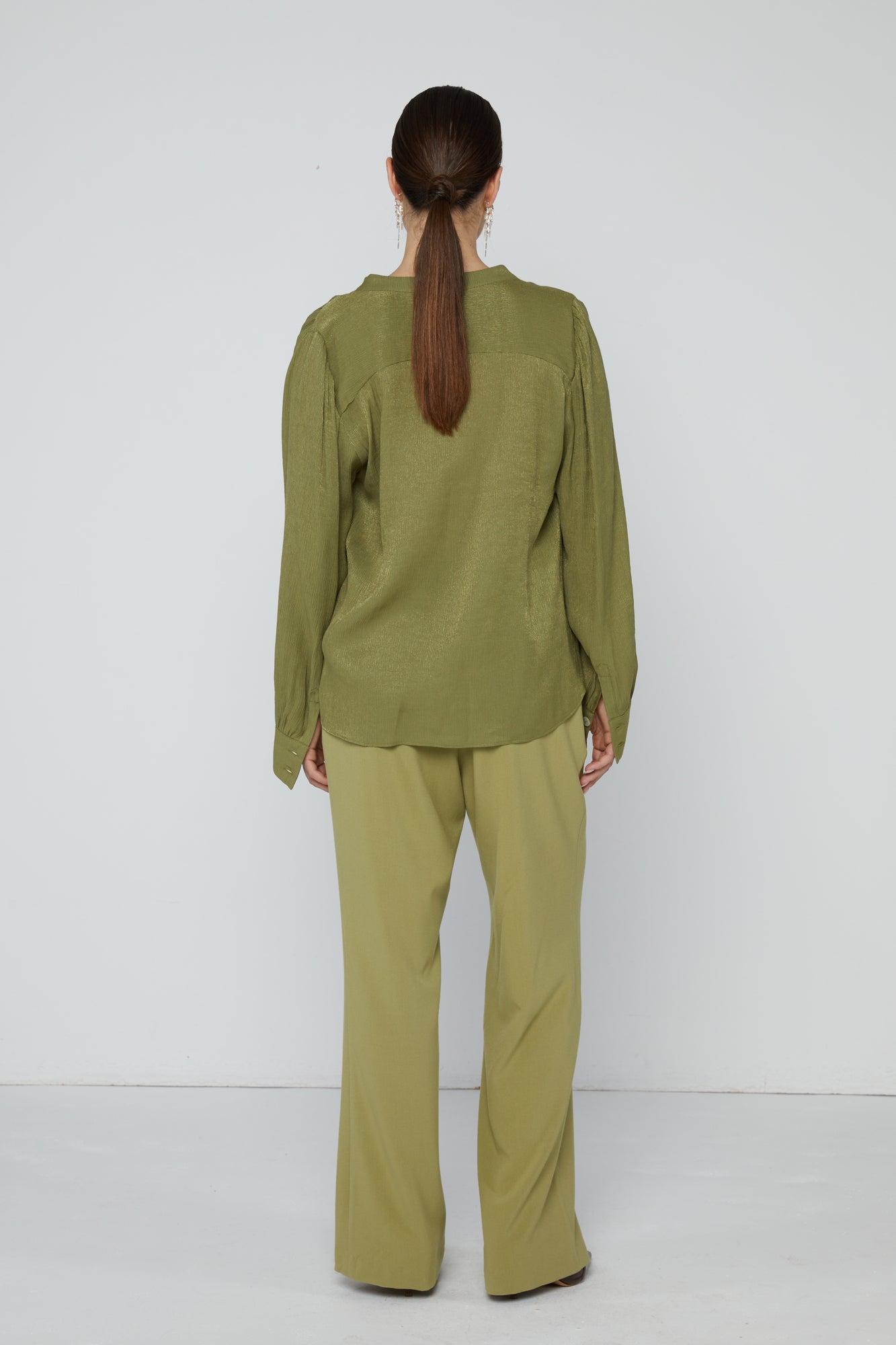 Top 8 V-Neck Blouse | Olive