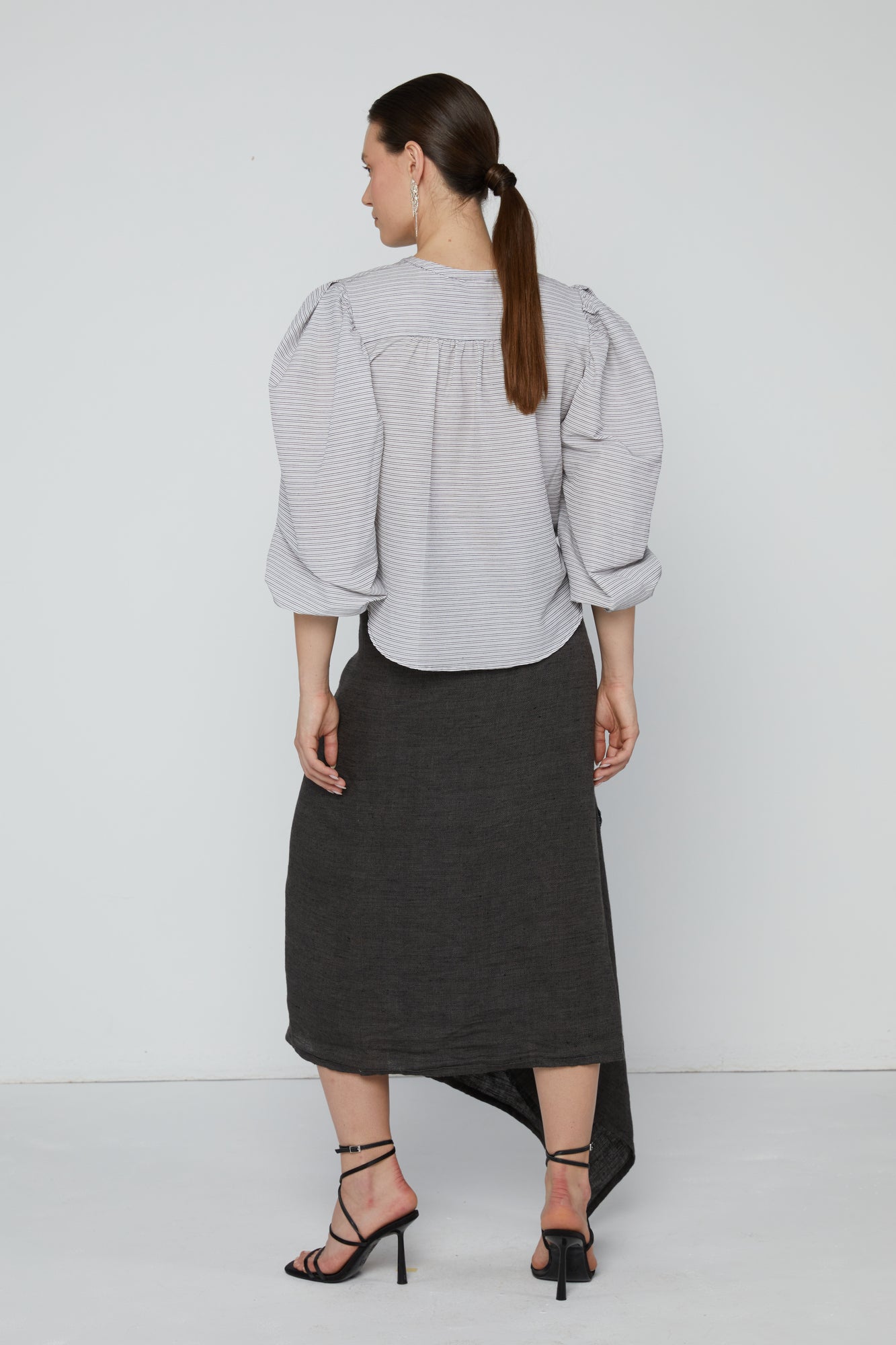 Top Gathered Sleeved Shirt | White
