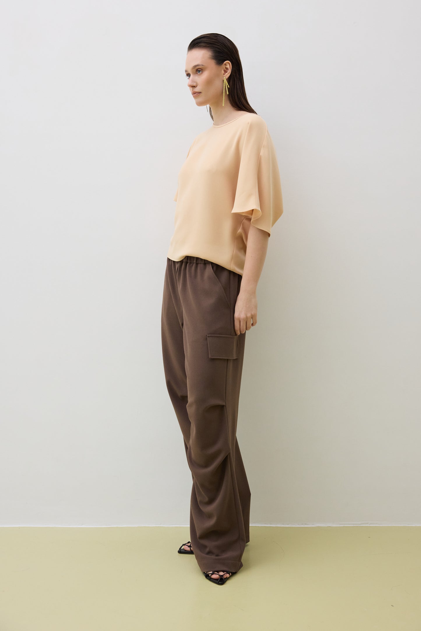Top 5 Flowy Blouse | Nude
